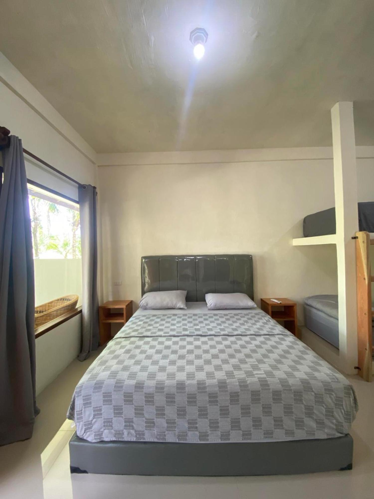 Gino'S Place - Guest House & Jungle Trekking Bukit Lawang Exteriör bild
