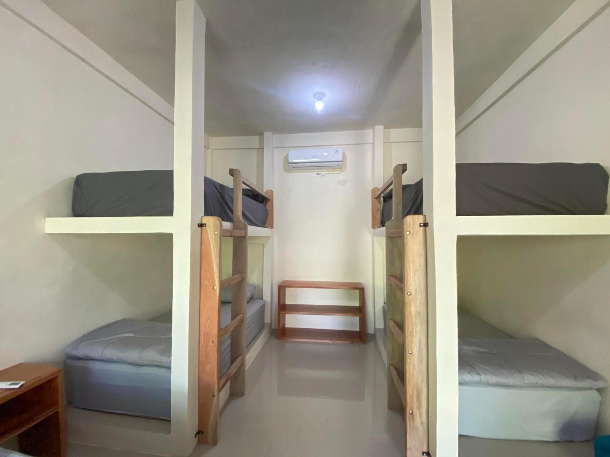 Gino'S Place - Guest House & Jungle Trekking Bukit Lawang Exteriör bild