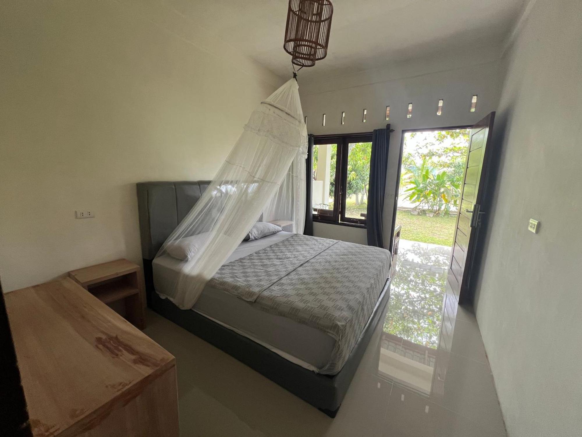 Gino'S Place - Guest House & Jungle Trekking Bukit Lawang Exteriör bild